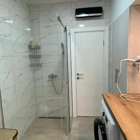 شقة Filmski Grad Apartmani